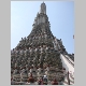 13. Wat Arun, de tempel gemaakt van porseleinen stukjes.JPG